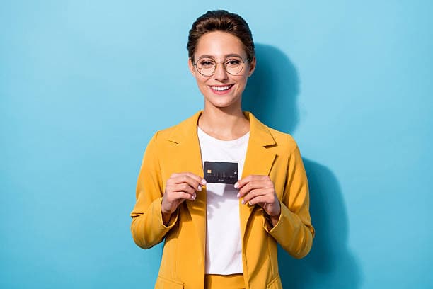 Professional Orvantis banker ready to assist you